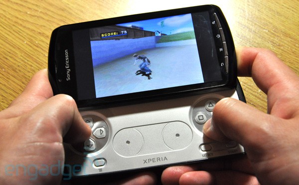 Xperia Play /2/